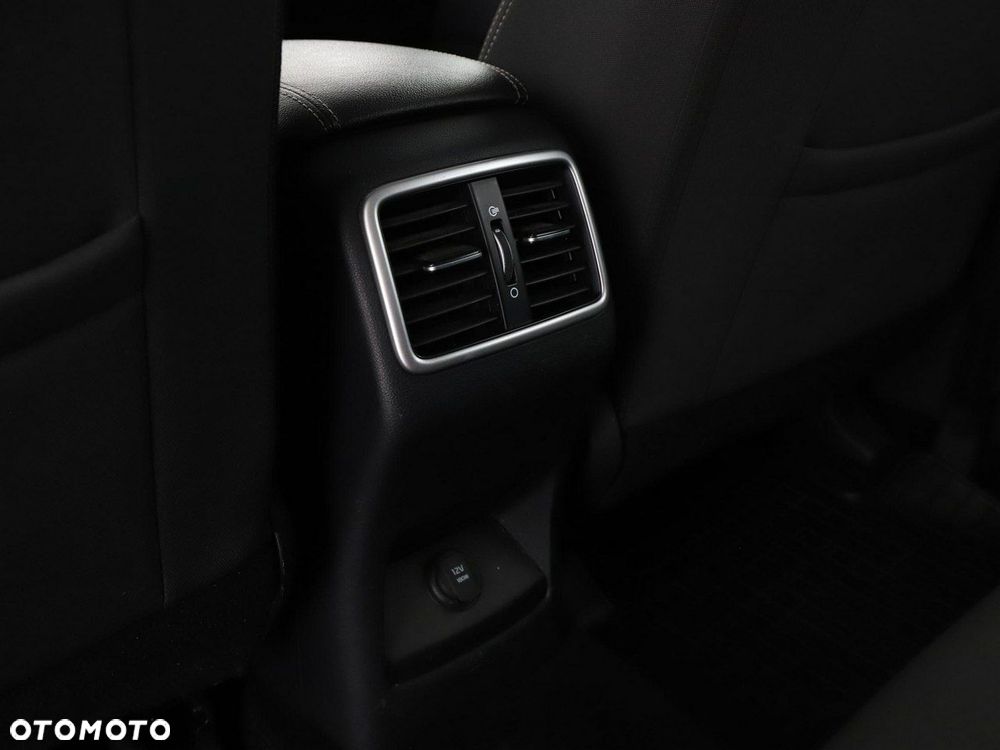 Kia Sportage 1.6 GDI L 2WD - 38