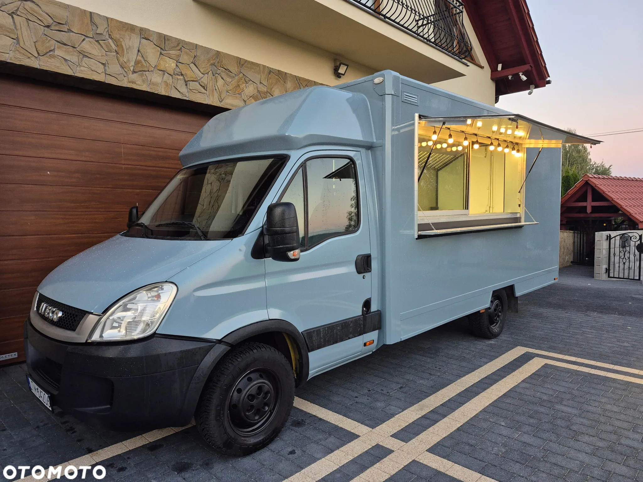 Iveco Food Truck Sklep Bar Specjalny - 9