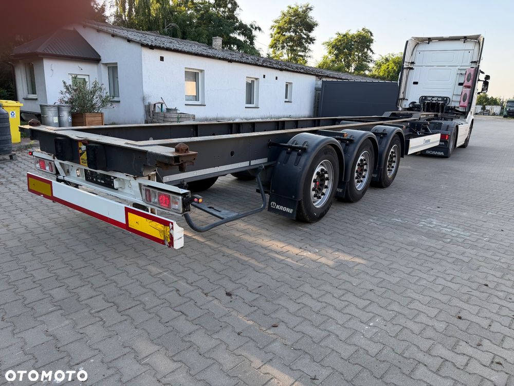 Krone SD 40"-45" / 4100 kg / lekka / sprowadzona / oś podnoszona / Podkontenerowa / pod kontenerowa - 2