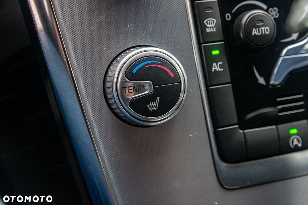 Volvo XC 60 D4 Geartronic Momentum - 26