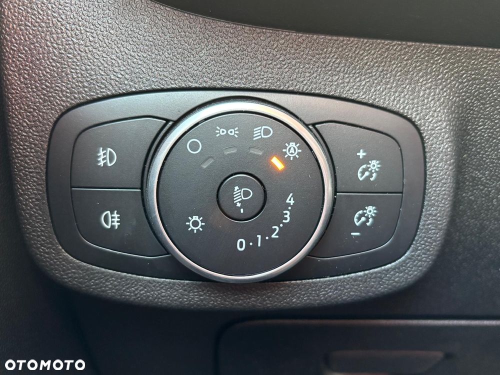 Ford Fiesta 1.1 Connected ASS - 34