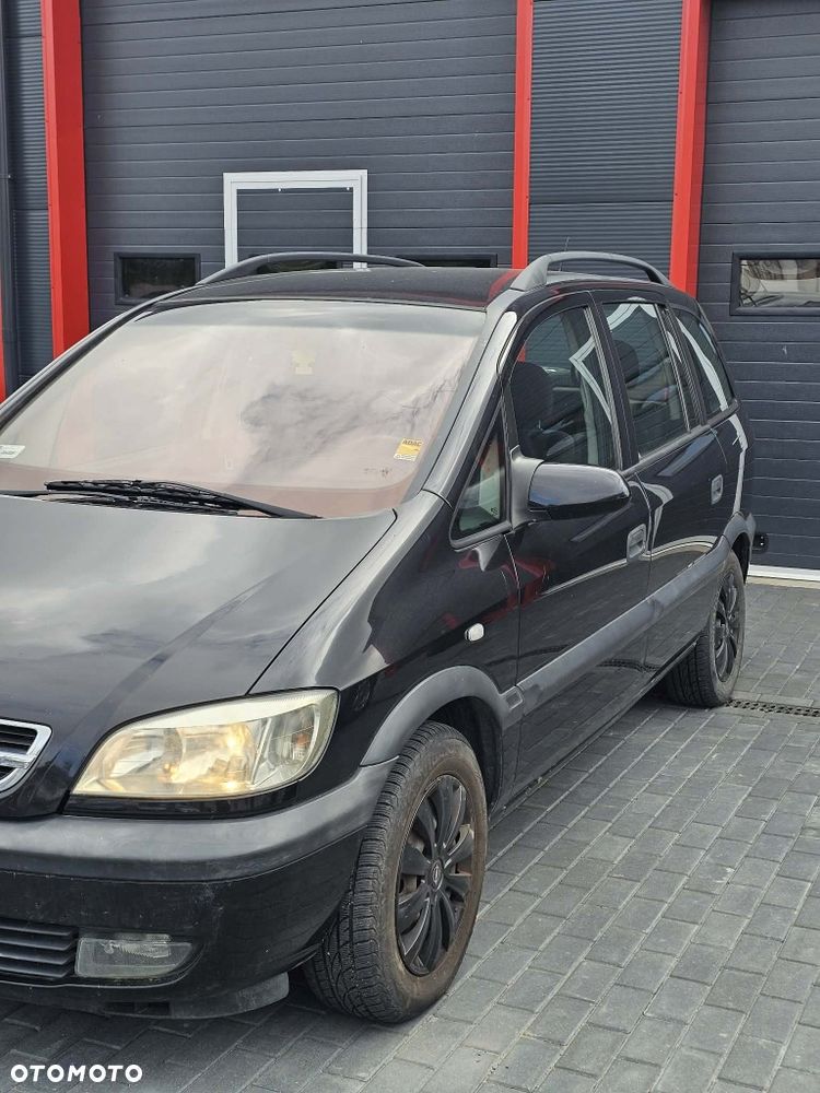 Opel Zafira - 2