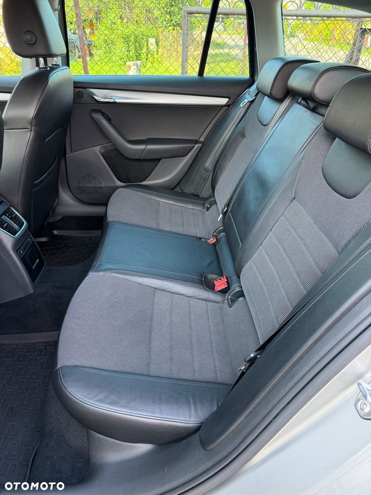 Skoda Octavia 1.8 TSI 4x4 Joy DSG - 19