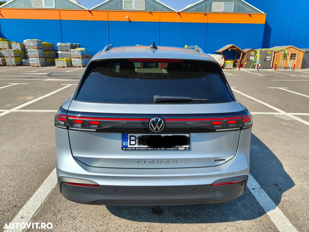 Volkswagen Tiguan - 4