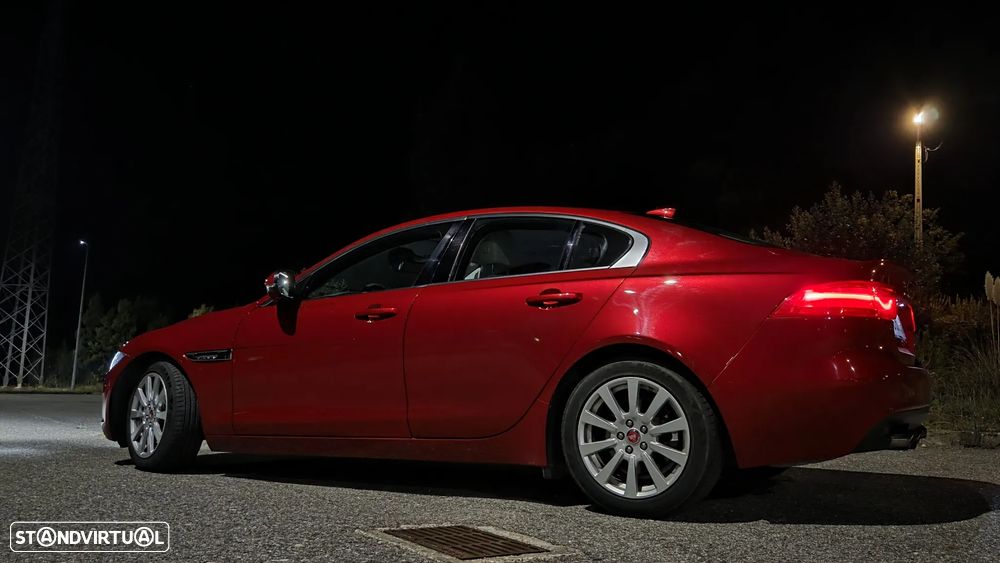 Jaguar XE 20d Aut. Portfolio - 14