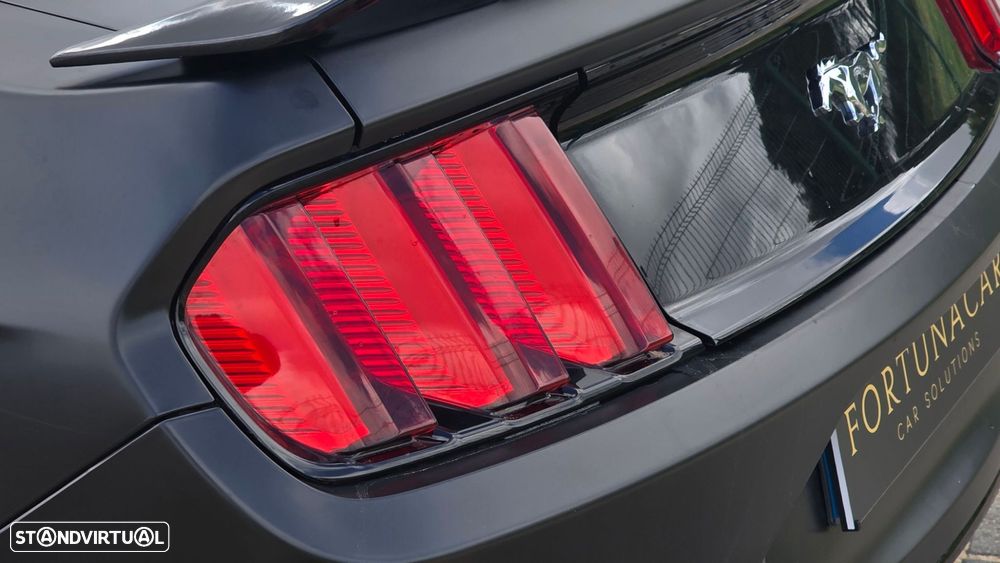 Ford Mustang 2.3i EcoBoost Aut. - 43