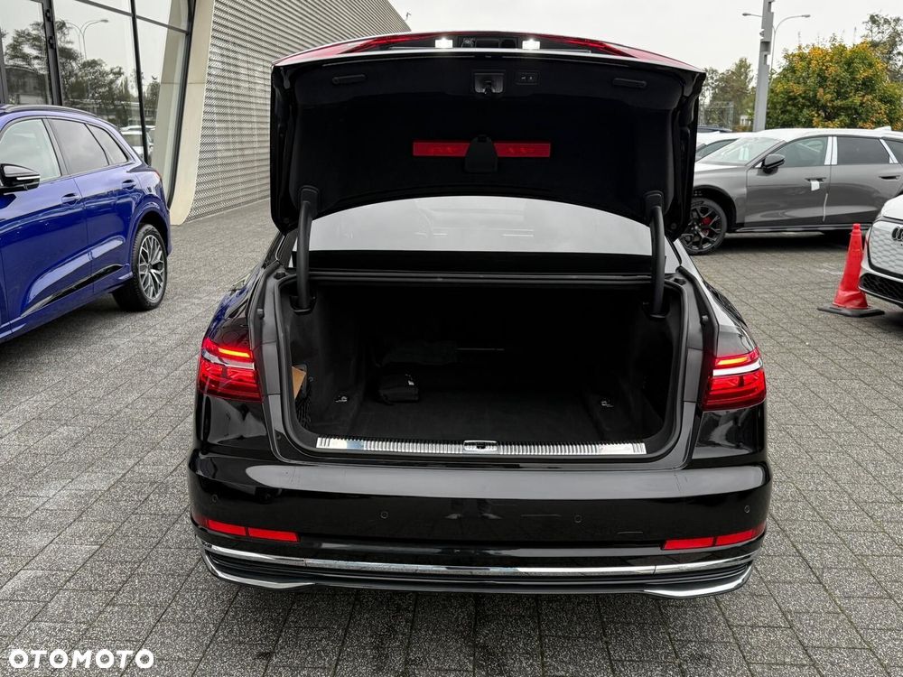 Audi A8 55 TFSI mHEV Quattro Tiptr - 13