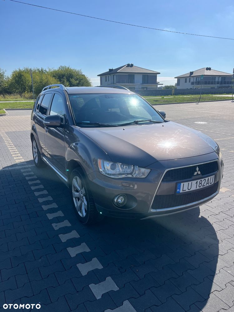 Mitsubishi Outlander 2.0 DID Instyle - 1