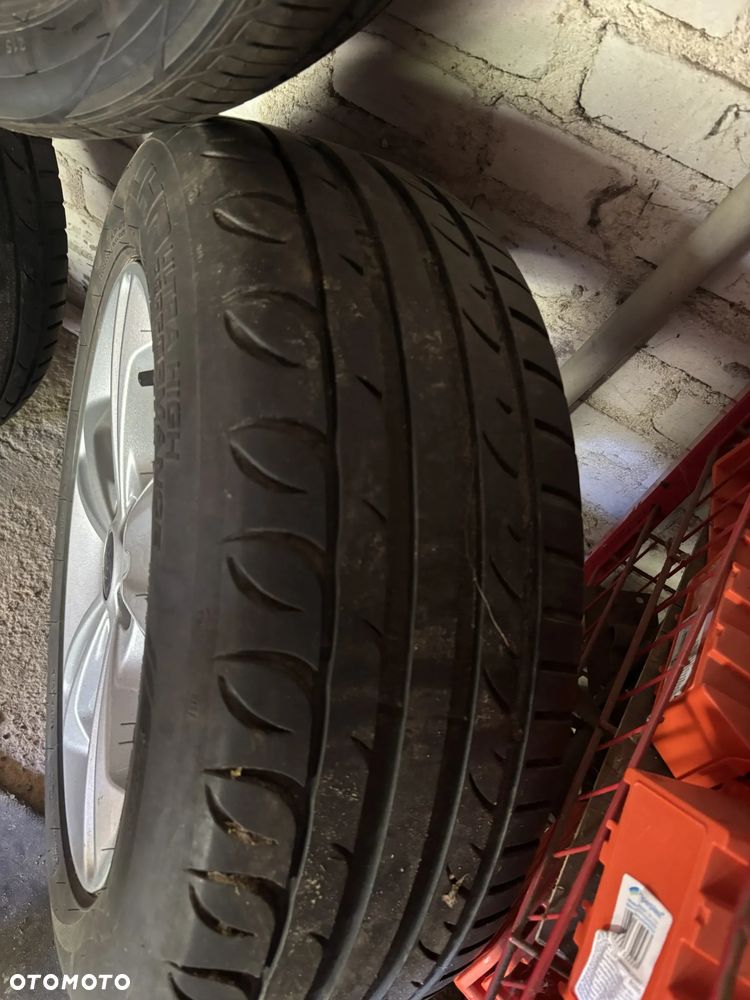 Ford Kuga 1.5 EcoBoost 2x4 Cool & Connect - 14