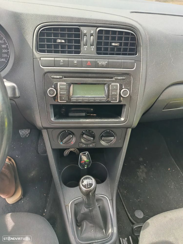 VW Polo - 5