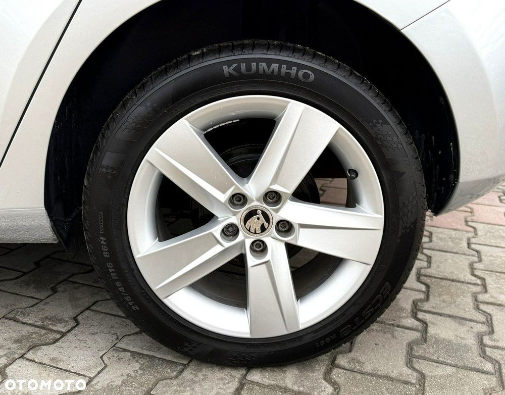 Skoda Fabia 1.0 MPI Cool Plus - 11