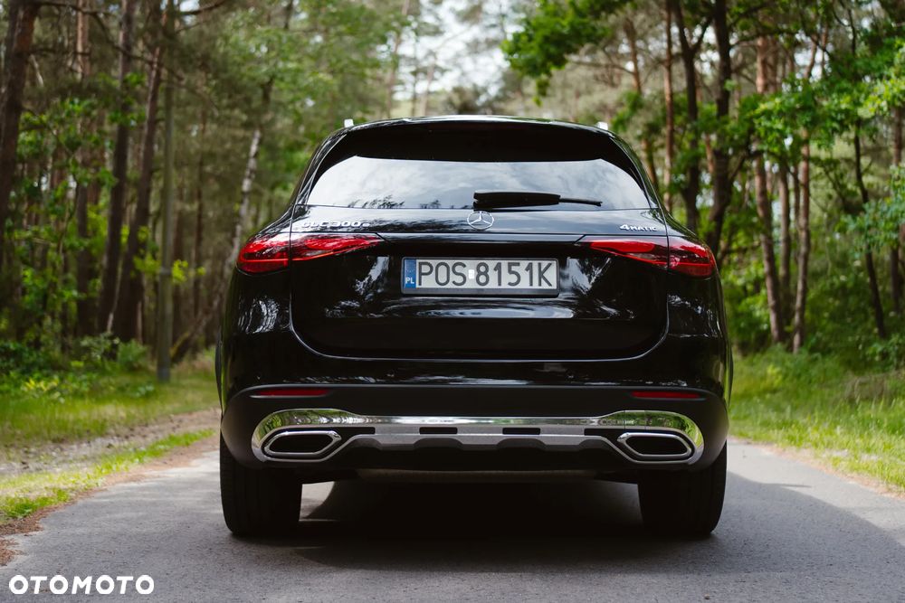 Mercedes-Benz GLC 300 e 4Matic 9G-TRONIC Avantgarde Advanced - 8