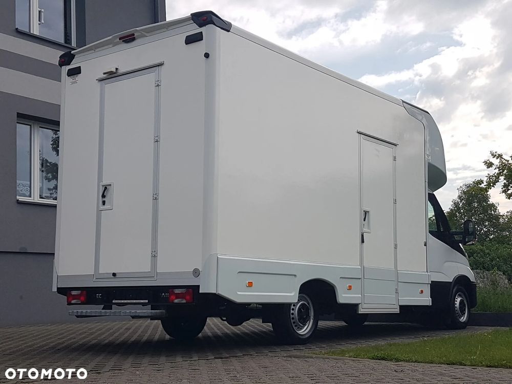 Iveco DAILY KONTENER NISKOPODŁOGOWY 4,43x2,23x2,42 SKLEP BAR FOODTRUCK KAMPER KLIMA - 29