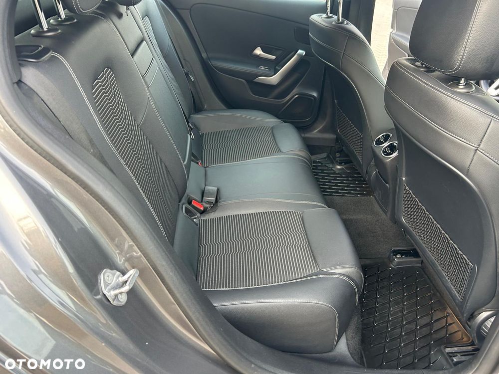 Mercedes-Benz Klasa A 200 7G-DCT Edition 2020 - 24