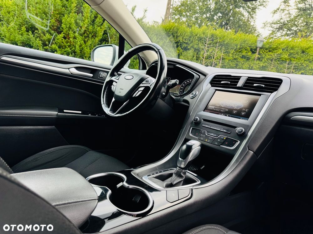 Ford Mondeo 2.0 TDCi Titanium PowerShift - 30