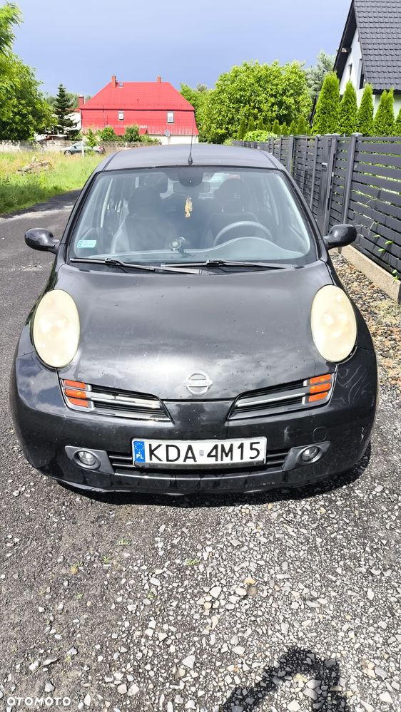Nissan Micra - 1