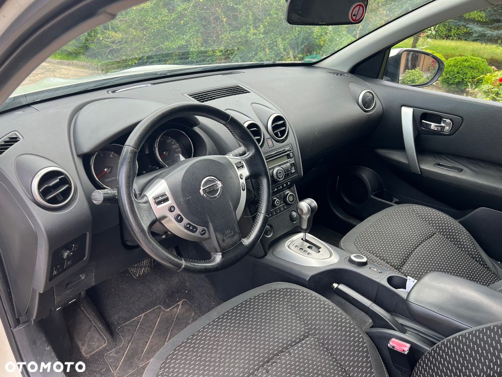 Nissan Qashqai 2.0 dCi 4x4 Tekna Premium - 13