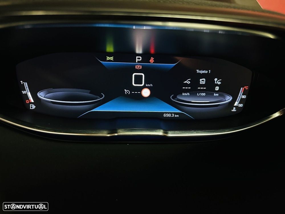 Peugeot 5008 PureTech 130 EAT8 Stop & Start Active - 23