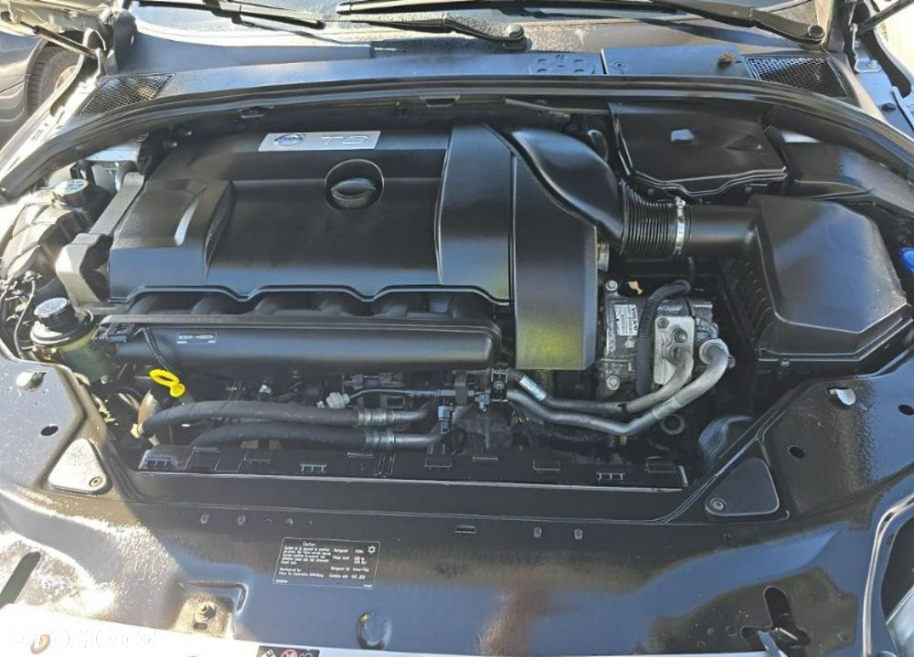Volvo XC 70 - 12
