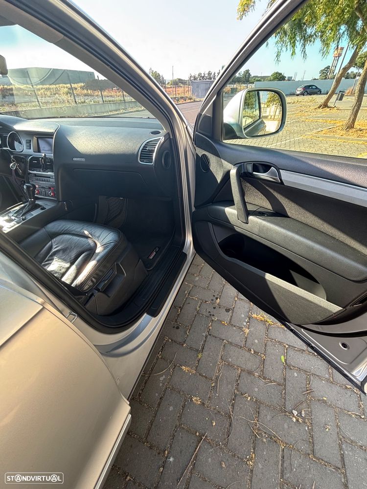 Audi Q7 3.0 TDI Tiptronic - 24