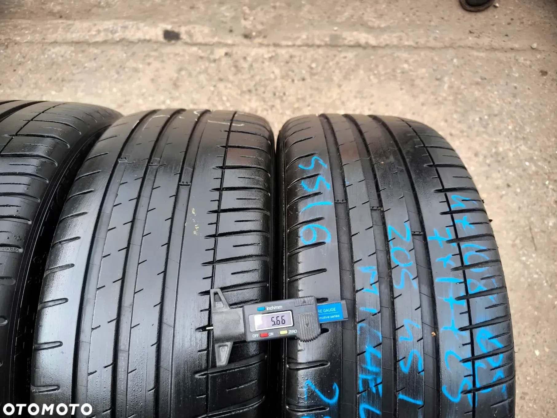 4x108 Felgi Aluminiowe Alufelgi 17 Koła Letnie Lato CITROEN C3 AIRCROSS C3 PICASSO C3 PLURIEL DS3 PEUGEOT 208 207 301 6mm Legnica ALU-RAD 205/45 - 25