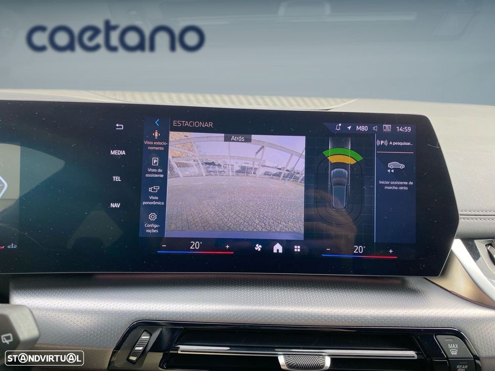 BMW 218 Active Tourer d Pack M Auto - 11