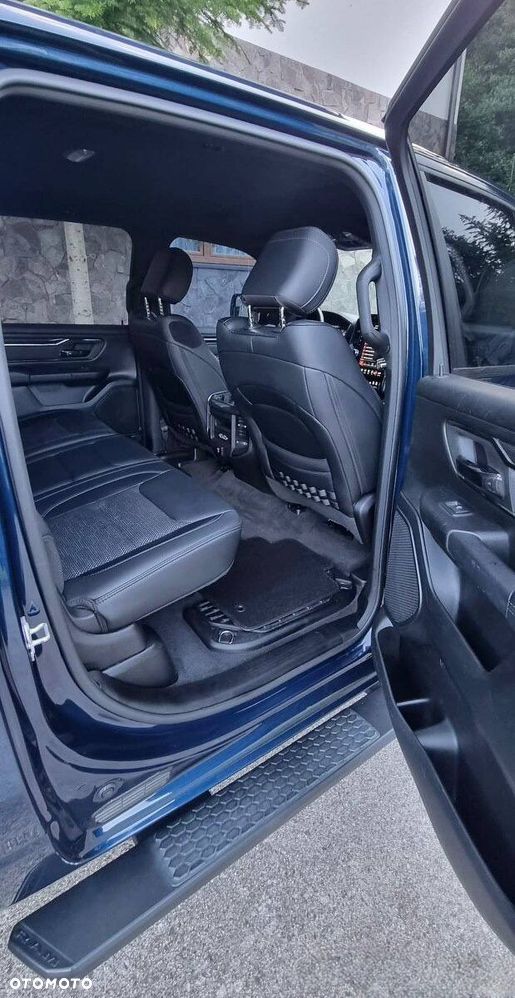 RAM 1500 5.7 Crew Cab Laramie - 8