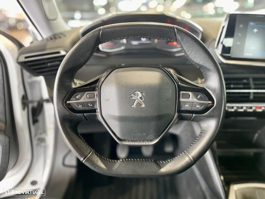 Peugeot 2008 1.2 PureTech Active Pack - 11