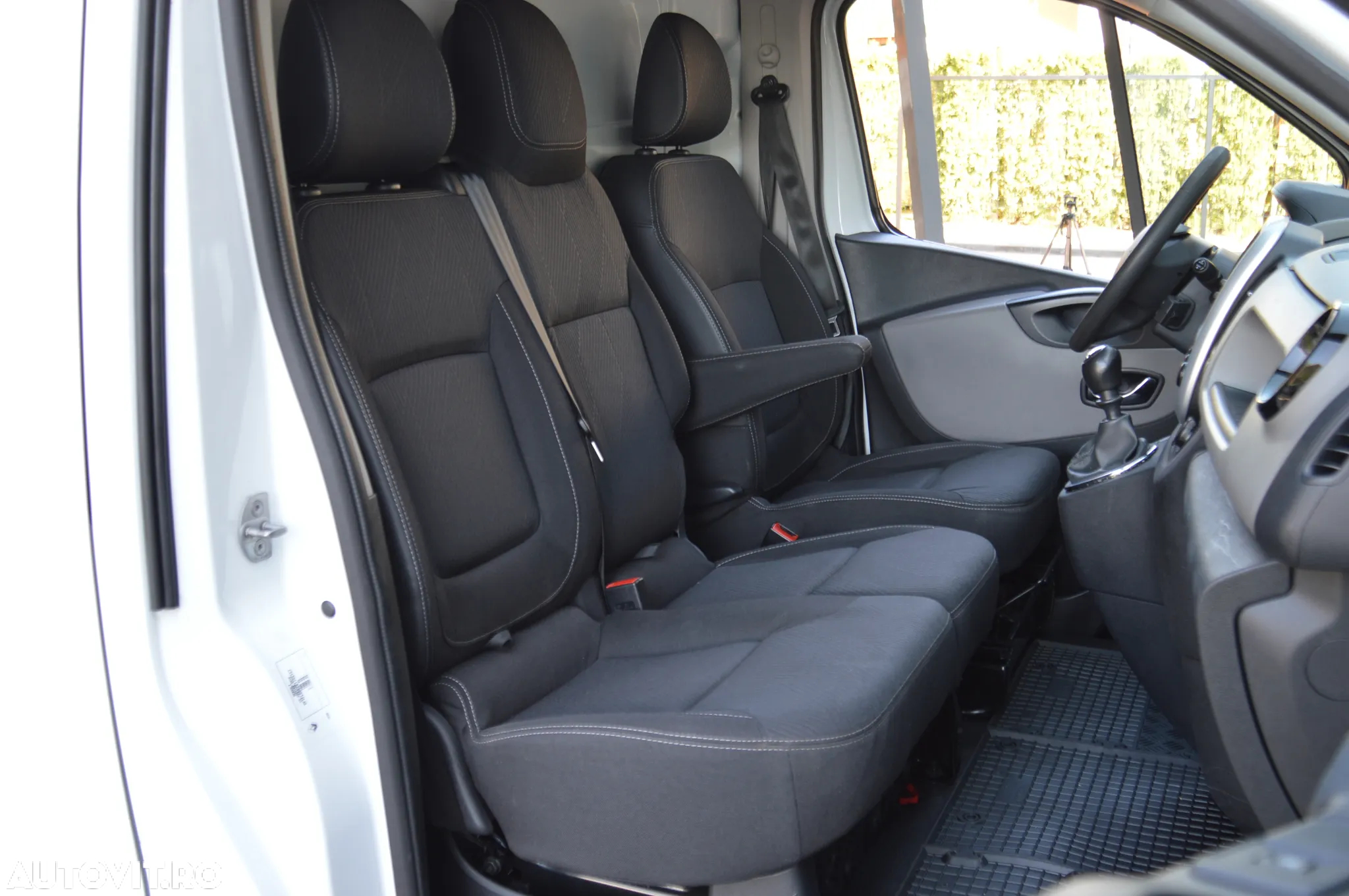 Renault Trafic 1,6CDI L1H2 - 12
