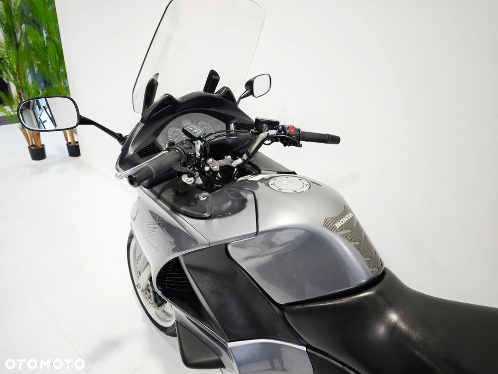 Honda Deauville - 13