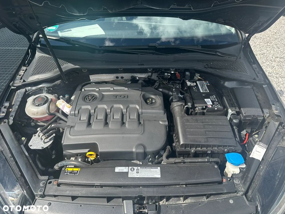 Volkswagen Golf 1.6 TDI (BlueMotion Technology) Comfortline - 36