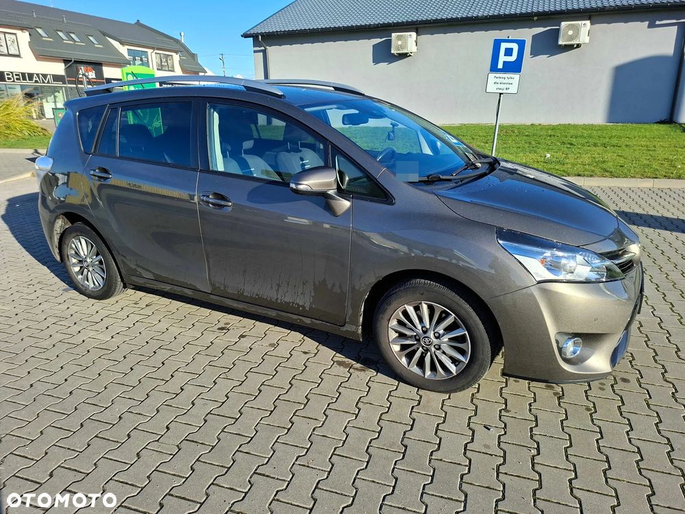 Toyota Verso 1.8 Premium 7os EU6 - 2