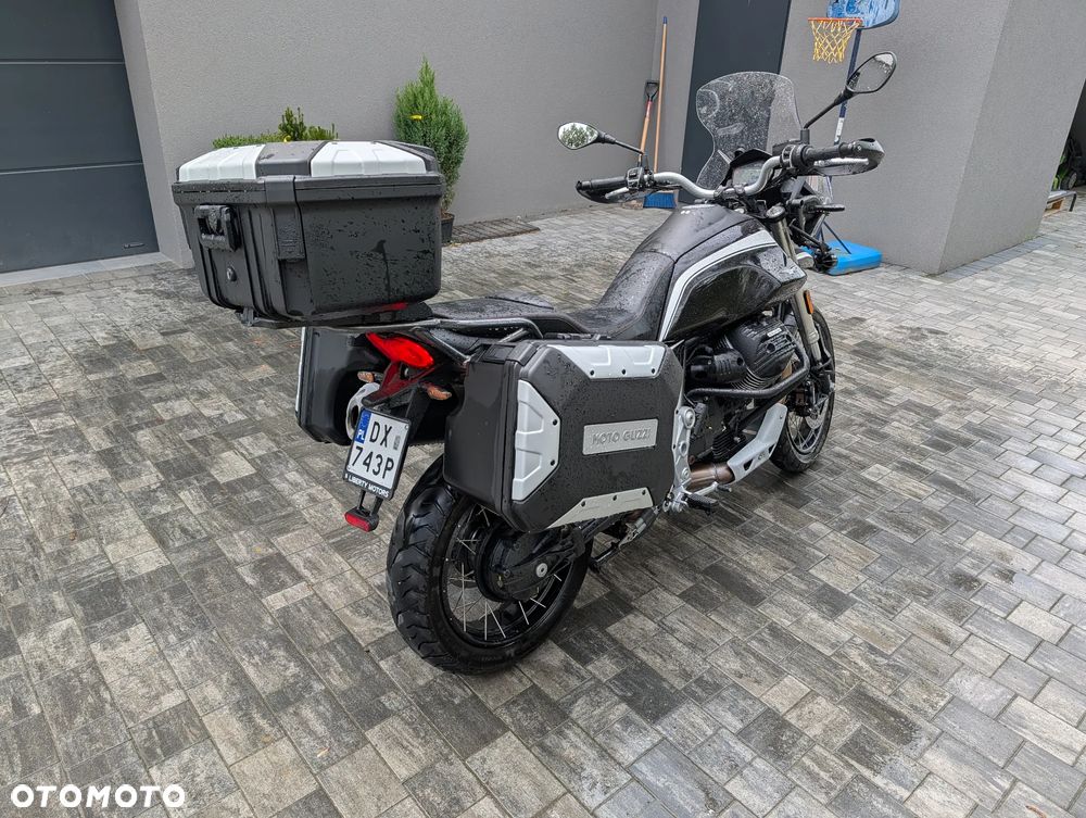 Moto Guzzi V85 - 6