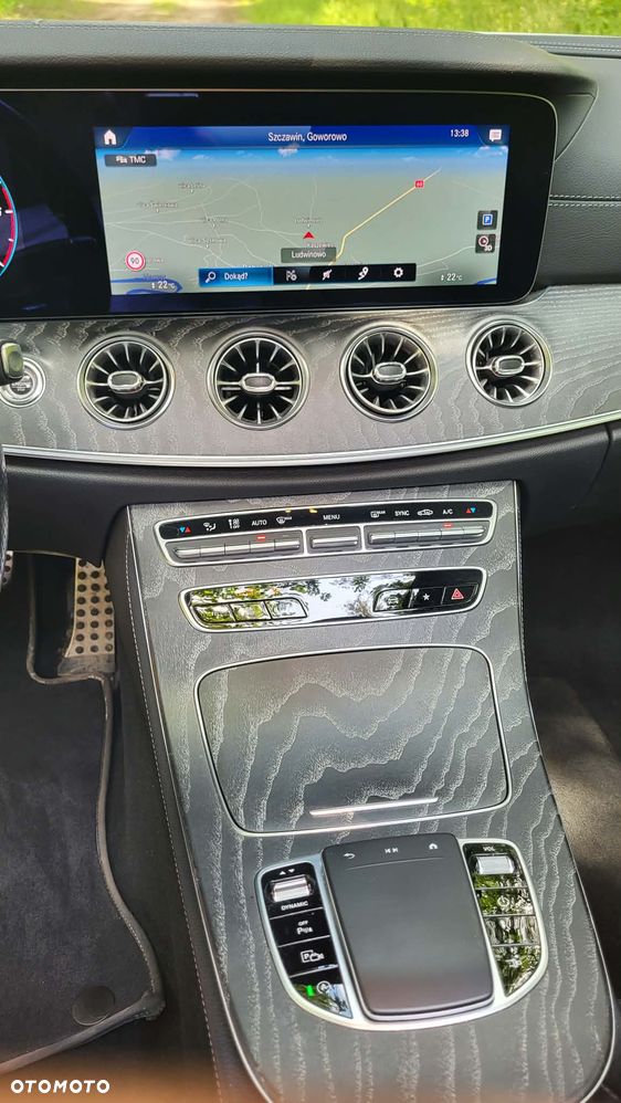 Mercedes-Benz Klasa E 220 d AMG - 11