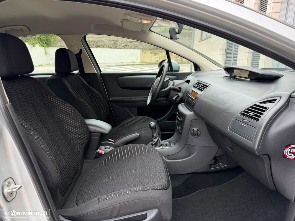 Citroën C4 1.6 HDi 110 SX - 13