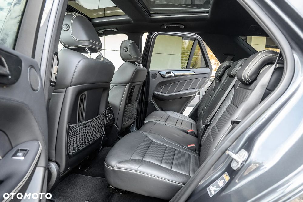 Mercedes-Benz GLE - 13