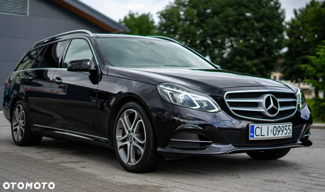 Mercedes-Benz Klasa E 300 T BlueTEC HYBRID 7G-TRONIC Elegance - 19