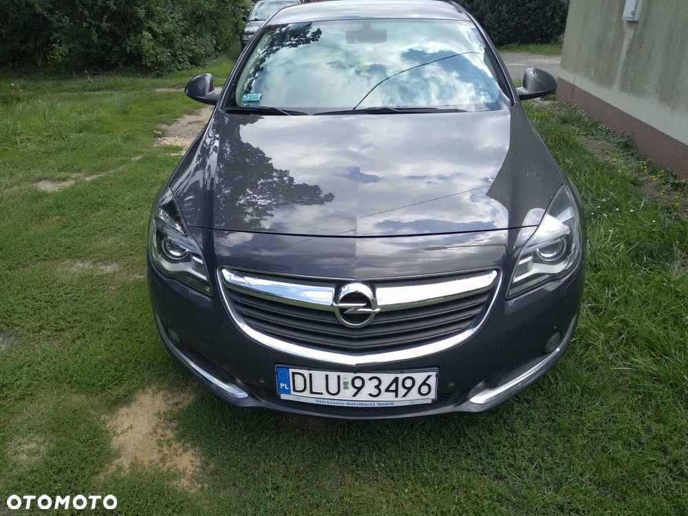 Opel Insignia - 1