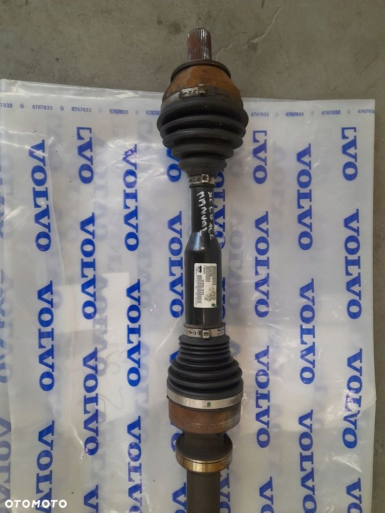 PÓŁOŚ PRAWA 31367556 VOLVO XC60 2.4D5 2016R W-WA - 2