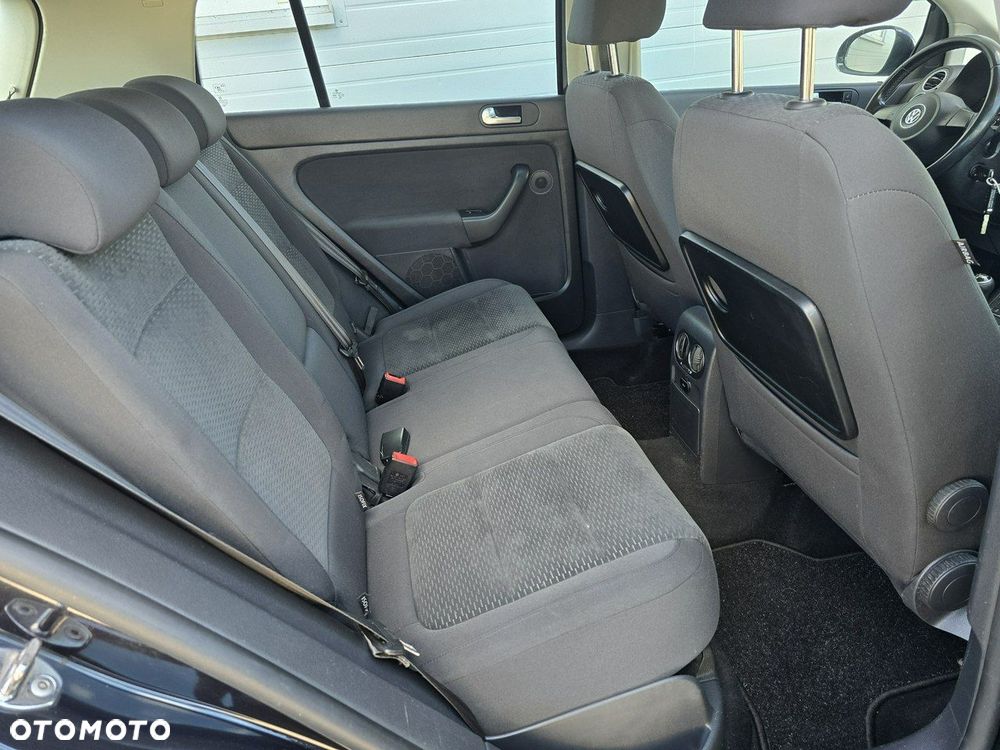 Volkswagen Golf Plus - 18