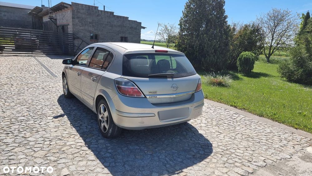Opel Astra 1.4 Enjoy - 1