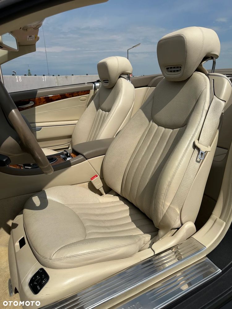 Mercedes-Benz SL 500 7G-TRONIC - 28