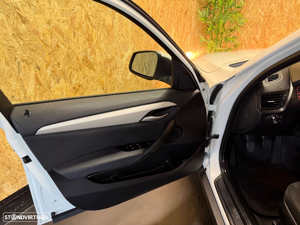 BMW X1 16 d sDrive Line Sport - 5