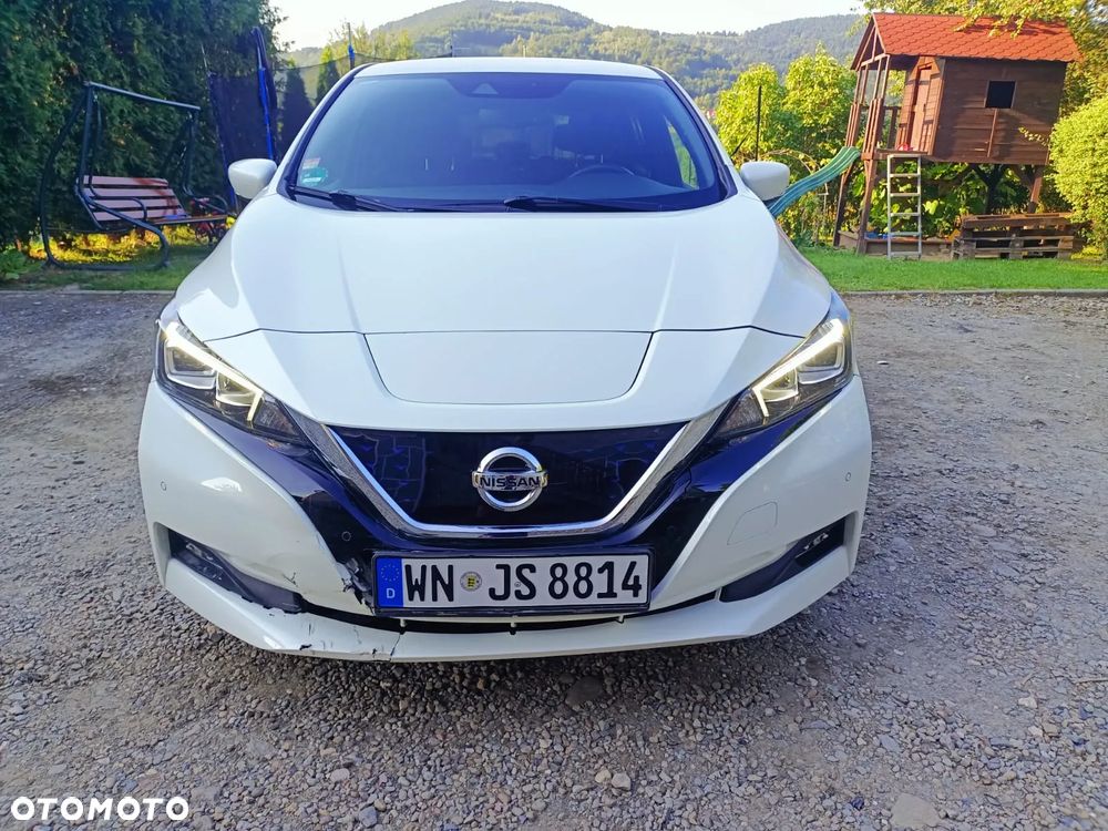 Nissan Leaf - 1