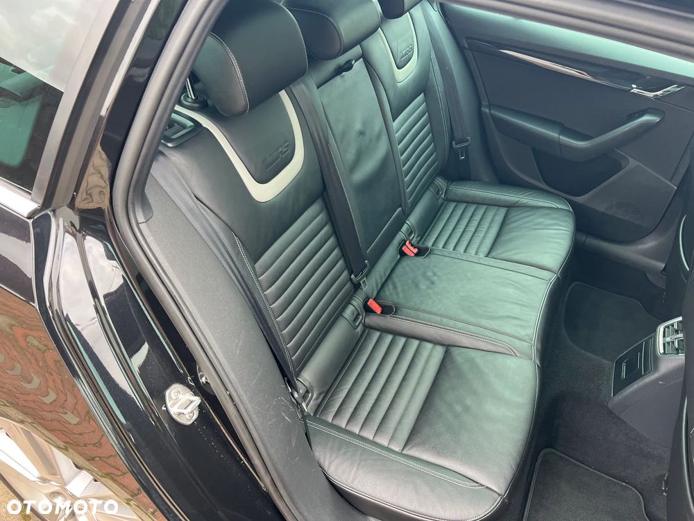 Skoda Octavia 2.0 TDI RS DSG - 26