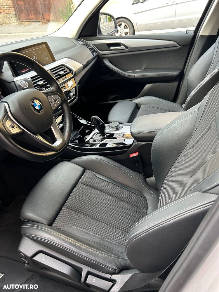 BMW X3 xDrive20d AT Advantage - 6
