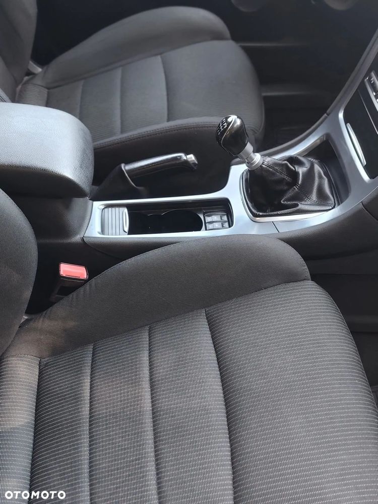 Ford Mondeo - 9
