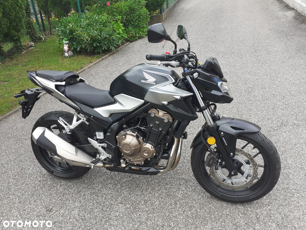 Honda CB - 1