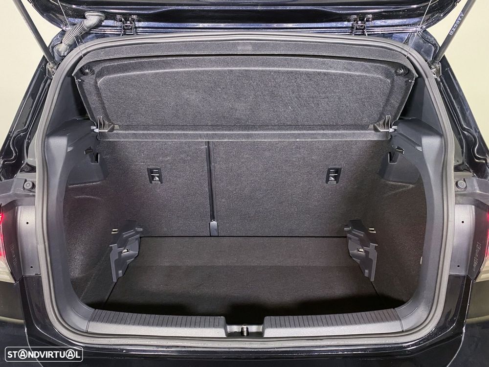 VW T-Cross - 8