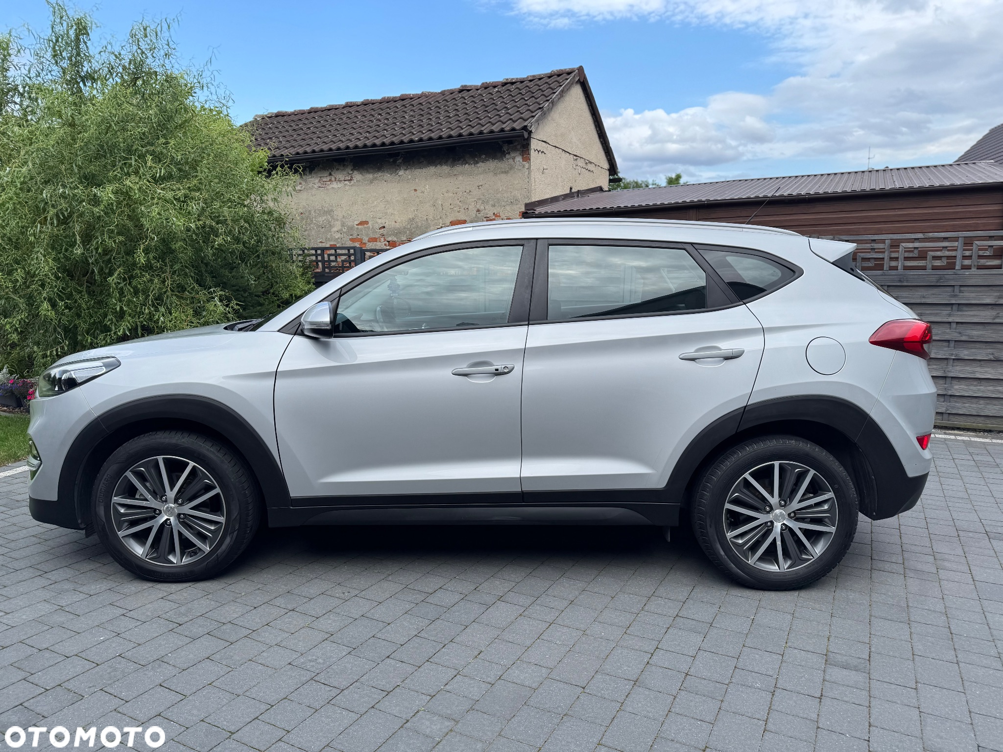 Hyundai Tucson 2.0 CRDi 4WD Automatik Style - 2